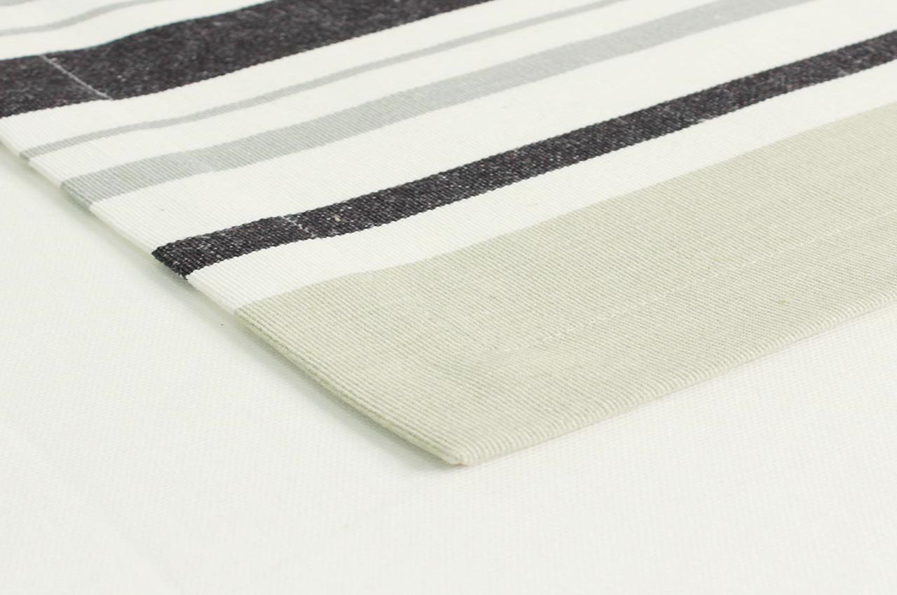 Elegant Table Runner (13*48 Inches) 1 Pc